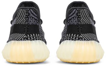 Foto do produto Tênis Adidas Yeezy Boost 350 V2 Carbon