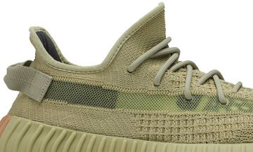 Foto do produto Tênis Adidas Yeezy Boost 350 V2 Sulfur