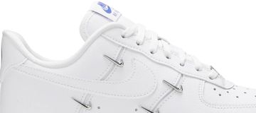 Foto do produto Tênis Nike Air Force 1 '07 LX Sisterhood - White Metallic Silver