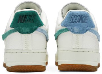 Foto do produto Tênis Nike Air Force 1 '07 LXX Vandalized