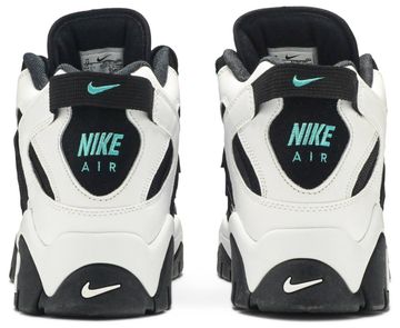 Foto do produto Tênis Nike Air Barrage Mid Cabana