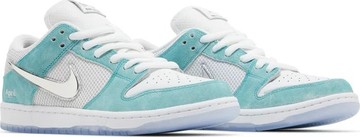 Foto do produto Tênis Nike April Skateboards x Dunk Low SB Turbo Green 