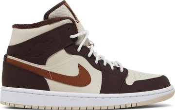 Foto do produto Tênis Air Jordan 1 Mid SE Cream Dark Chocolate