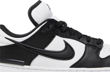 Foto do produto Tênis Nike Dunk Low Twist Panda