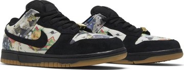 Foto do produto Tênis Nike Supreme x Dunk Low SB Rammellzee