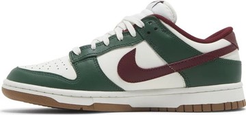 Foto do produto Tênis Nike Dunk Low Gorge Green Team Red