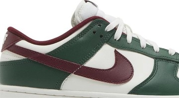 Foto do produto Tênis Nike Dunk Low Gorge Green Team Red