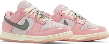 Foto do produto Tênis Nike Dunk Low LX Barbie