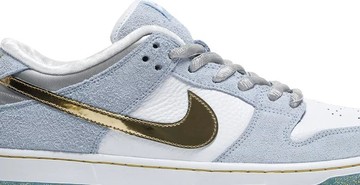 Foto do produto Tênis Nike Sean Cliver x Dunk Low SB Holiday Special