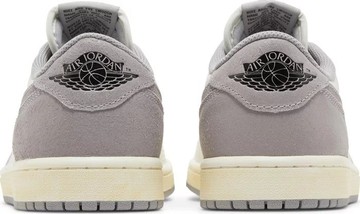 Foto do produto Tênis Air Jordan 1 Low OG Atmosphere Grey