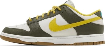 Foto do produto Tênis Nike Dunk Low Premium Cargo Khaki Vivid Sulfur