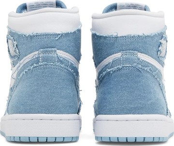 Foto do produto Tênis  Air Jordan 1 Retro High OG Denim