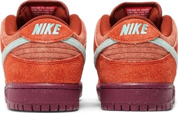 Foto do produto Tênis Nike Dunk Low SB Mystic Red