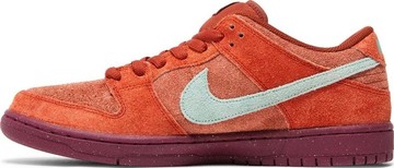 Foto do produto Tênis Nike Dunk Low SB Mystic Red