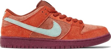 Foto do produto Tênis Nike Dunk Low SB Mystic Red