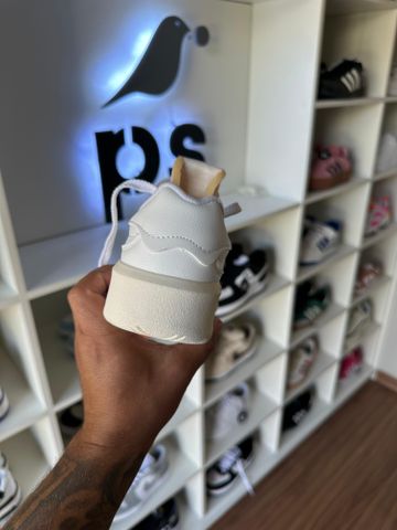 Foto do produto Tênis New Balance CT302 White Moonbeam (PRONTA ENTREGA)