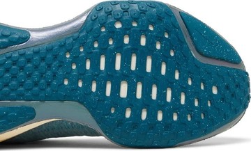 Foto do produto Tênis Nike ZoomX Invincible Run Flyknit 3 Noise Aqua