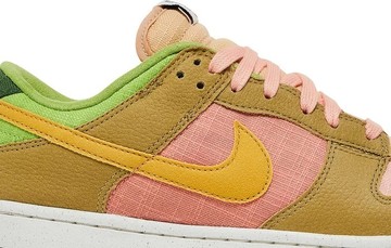 Foto do produto Tênis Nike Dunk Low Sun Club - Arctic Orange Sanded Gold