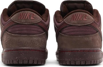 Foto do produto Tênis Nike Dunk Low Premium SB City of Love Collection - Burgundy Crush