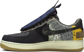 Foto do produto Tênis Nike Travis Scott x Air Force 1 Low Cactus Jack