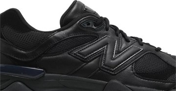 Foto do produto Tênis New Balance 9060 Triple Black Leather