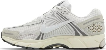 Foto do produto Tênis Nike Air Zoom Vomero 5 Platinum Tint