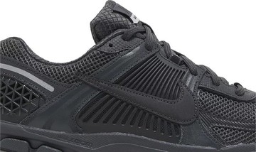 Foto do produto Tênis Nike Air Zoom Vomero 5 Anthracite