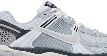 Foto do produto Tênis Nike Air Zoom Vomero 5 Wolf Grey Cool Grey