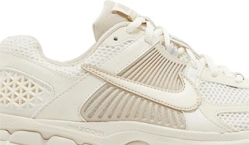 Foto do produto Tênis Nike Air Zoom Vomero 5 Sail Light Orewood Brown