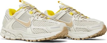 Foto do produto Tênis Nike Air Zoom Vomero 5 Light Bone