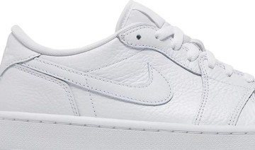 Foto do produto Tênis Air Jordan 1 Low Golf Triple White