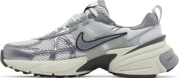 Foto do produto Tênis Nike V2K Run Pure Platinum Wolf Grey