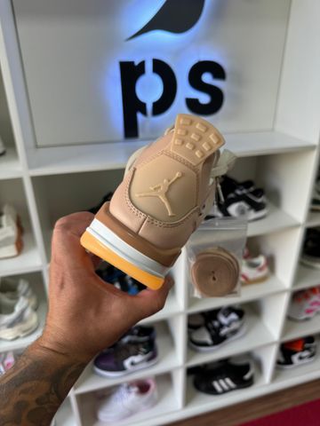 Foto do produto Tênis Air Jordan 4 Retro Shimmer (PRONTA ENTREGA)