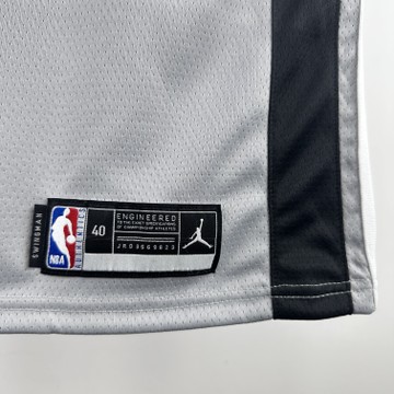 Foto do produto Regata NBA San Antonio Spurs Nike Association Edition 23/24 Swingman Jersey Victor Wembanyama 1 