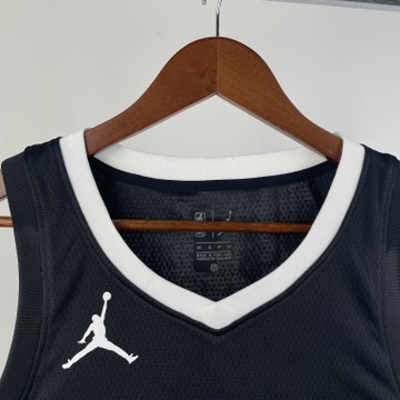 Foto do produto Regata NBA San Antonio Spurs Jordan Statement Edition 23/24 Swingman Jersey Victor Wembanyama 1