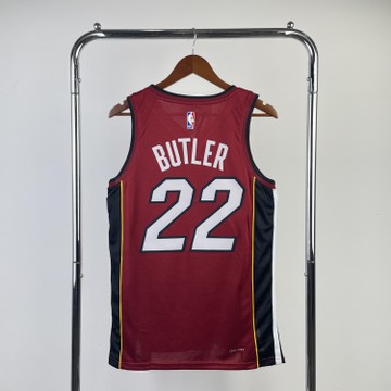 Foto do produto Regata NBA Miami Jordan Heat Statement Edition 22/23 Swingman Jersey Vermelha Jimmy Butler 22