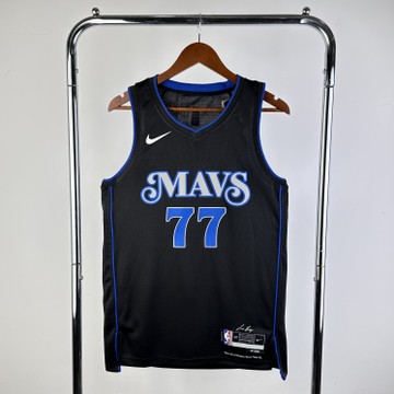 Foto do produto Regata NBA Dallas Mavericks Nike City Edition 23/24 Swingman Jersey Luka Doncic 77