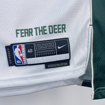 Foto do produto Regata NBA Milwaukee Bucks Nike Association Edition Jersey Giannis Antetokounmpo 34