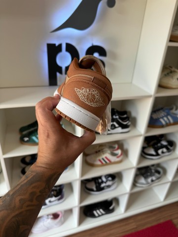 Foto do produto Tênis Air Jordan 1 Low Legend Coffee (PRONTA ENTREGA)