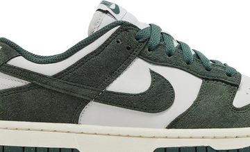 Foto do produto Tênis Nike Dunk Low Next Nature Vintage Green