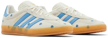 Foto do produto Tênis Adidas Gazelle Indoor Light Blue Floral Embroidery