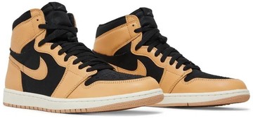 Foto do produto Tênis  Air Jordan 1 Retro High OG Heirloom