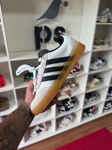 Foto do produto Tênis Adidas Bad Bunny x Gazelle Indoor Core White  (PRONTA ENTREGA)