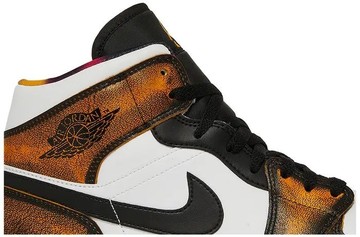 Foto do produto Tênis Air Jordan 1 Mid SE Wear-Away - Taxi