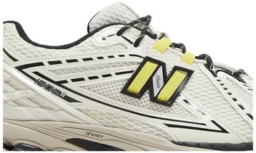 Foto do produto Tênis New Balance GANNI x 1906R Egret