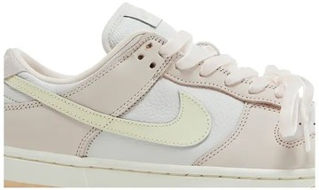 Foto do produto Tênis Nike Dunk Low Light Soft Pink