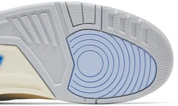 Foto do produto Tênis Air Jordan 3 Retro Lucky Shorts
