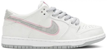 Foto do produto Tênis Nike Ishod Wair x SB Zoom Dunk Low Pro Perfect Pink