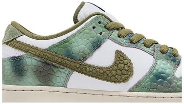 Foto do produto Tênis Nike Alexis Sablone x Dunk Low SB Chameleon