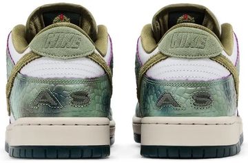 Foto do produto Tênis Nike Alexis Sablone x Dunk Low SB Chameleon